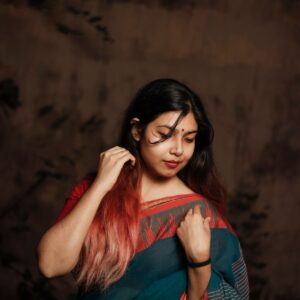 Jamdani Motif Saree